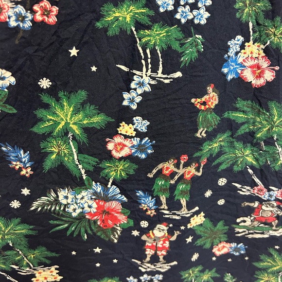 Men’s Free Planet Surfing Santa Polo size Medium - Picture 6 of 8